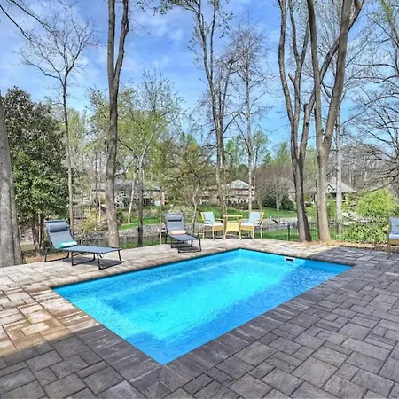 Porch Paradise By Avantstay New Pool Firepit